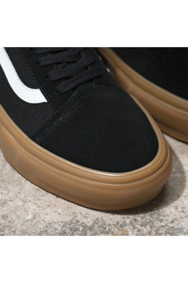 VANS - 남성 스니커즈 / 운동화 - [프로매장 한정] 검솔 스케이트 올드스쿨 SKATE Old Skool GUM Black / VN0A5FCBB9M1