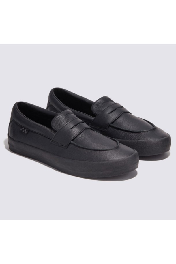 COMMONGROUND - 스니커즈 - [프로매장 한정] 스케이트 로퍼 레더 올블랙 SKATE Loafer Black_Black / VN0A5DXUBKA1