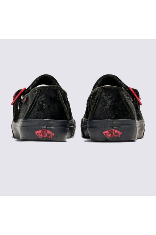 VANS - 스니커즈 - 반스 메리 제인 벨벳 하트 블랙_레드 Mary Jane HEARTS Black_Red / VN000CRR4581