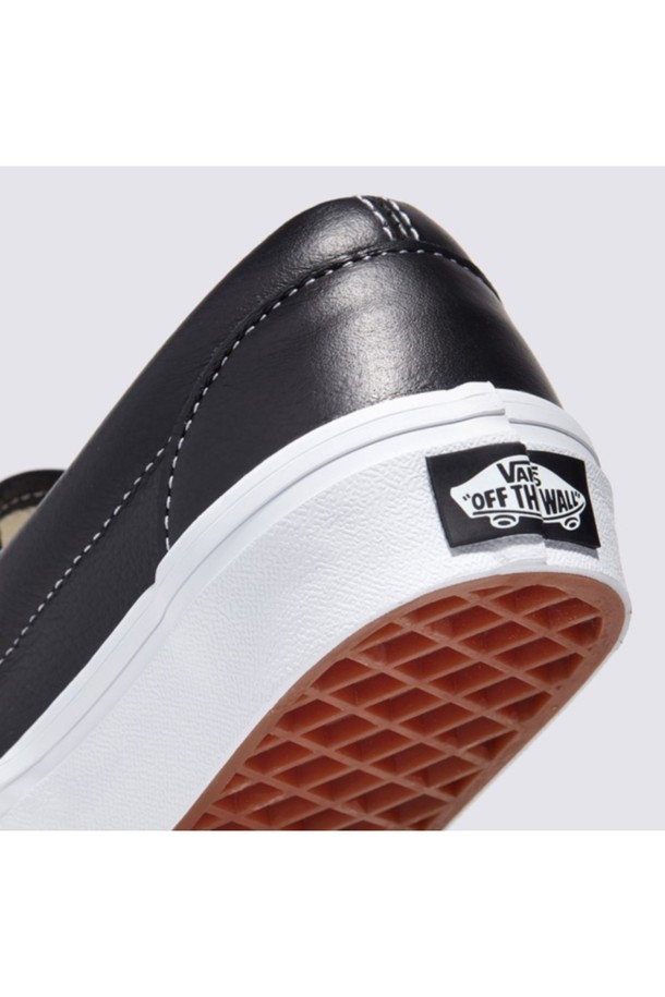 VANS - 남성 스니커즈 / 운동화 - 레더 클래식 슬립온 블랙 Slip-on LEATHER Black_TrueWhite / VN000CT5BPB1