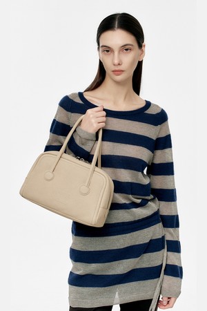 SOFT TOTE_nude nubuck