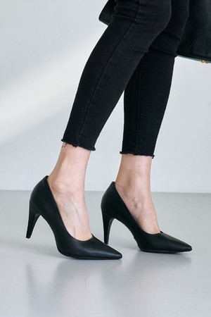 [PICCADILLY] 피카딜리 749001 펌프스_블랙 (9cm)