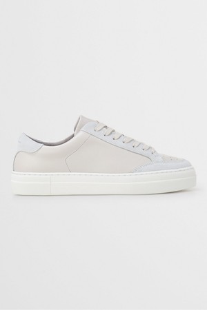 [Men Collection] 아트 시그니처 레더 스니커즈_라이트 그레이 1525176503_GREY-a