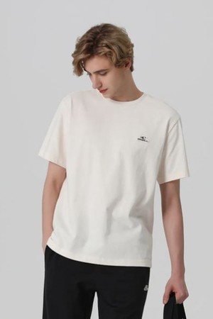 [오닐] 공용 에센셜 스몰로고 반팔 티셔츠 OUTRM2104-103