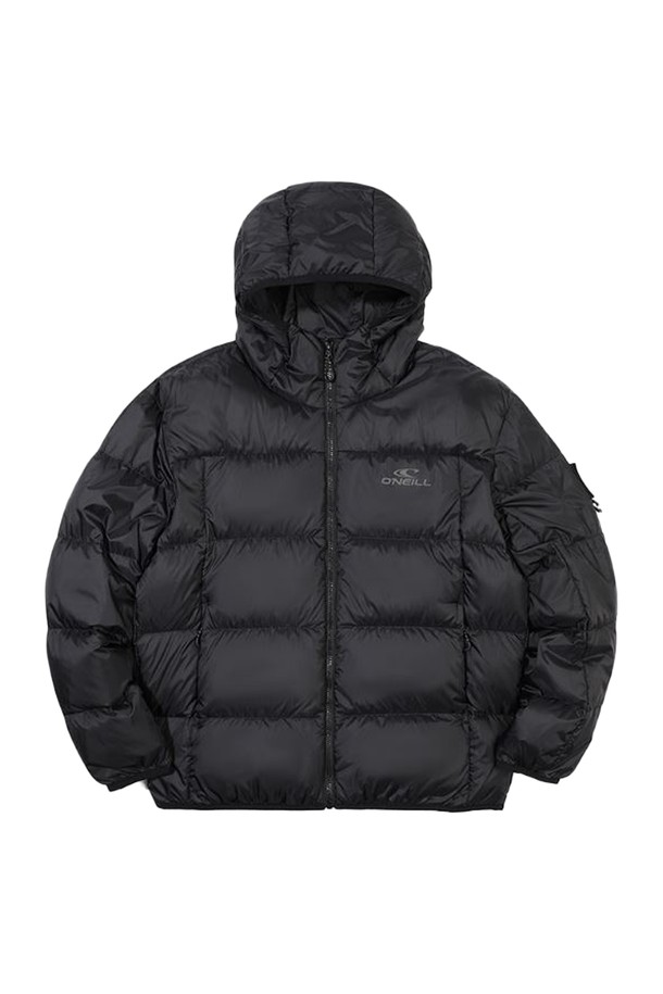 [오닐] 남성 커터 후드 볼륨 덕다운 점퍼 OMDMM4103-199는 겨울철 추위를 효과적으로 막아주는 남성용 덕다운 점퍼입니다. 블랙 컬러의 레귤러핏 디자인으로 일상 및 아웃도어 활동에 적합하며, 스포티하고 캐주얼한 스타일을 연출합니다. 넉넉한 두께감과 부드러운 촉감의 폴리에스터, 나일론 혼방 소재로 제작되었으며, 로고 자수 디테일이 돋보입니다. 후드와 긴 소매 디자인에 보온, 경량, 패커블 기능을 갖춰 겨울철 데일리룩, 등산룩, 여행룩 등 다양한 TPO에 활용하기 좋습니다. 덕다운 충전재(80:20)와 카라비너 탈부착 기능이 특징입니다.
