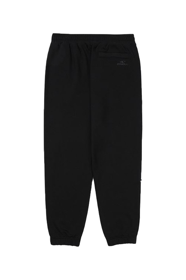 [오닐] 공용 클리프 에센셜 스몰로고 조거 팬츠 OUPTM3116-199는 일상 및 캐주얼 스타일을 위한 조거 팬츠입니다. 부드러운 촉감의 면과 폴리에스테르 혼방 소재로 제작되어 사계절 내내 착용 가능합니다. 블랙 컬러에 스포티하고 캐주얼한 무드를 연출하며, 밑단 밴딩 처리와 밴딩 허리 디자인으로 편안한 착용감을 제공합니다. 슬림핏, 스탠다드핏, 루즈핏, 오버핏 등 다양한 핏으로 출시되어 폭넓은 스타일 연출이 가능하며, CP 소재를 사용하여 활동성을 높였습니다. 동네 마실룩, 여행룩 등 다양한 TPO에 활용할 수 있는 미니멀하고 캐주얼한 디자인의 조거 팬츠입니다.
