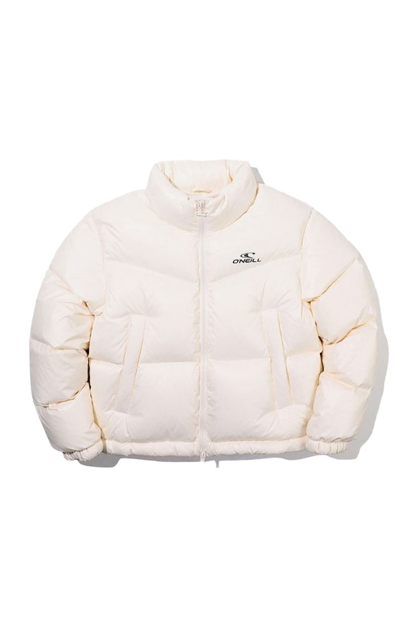 [오닐] 여성 베이 발열 덕다운 점퍼 OWDMM8101-103은 겨울철 일상 및 스포츠 활동에 적합한 여성용 덕다운 점퍼입니다. 크림 컬러의 무지 디자인으로 스포티하고 미니멀한 스타일을 연출합니다. 나일론 소재에 오리솜털 80%, 오리깃털 20% 충전재를 사용하여 보온성을 높였으며, HEAT 시스템 발열 기능으로 추운 날씨에도 따뜻하게 착용할 수 있습니다. 슬림핏과 스탠다드핏으로, 2-WAY 지퍼, 밑단 스트링 조절, 로고 웰딩 포인트 등의 디테일이 돋보입니다. 긴 소매 기장의 두꺼운 두께감으로 겨울철 데일리룩에 활용하기 좋습니다.
