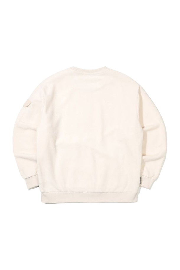 [오닐] 남성 둔 하이브리드 플리스 맨투맨 OMTRM4159-103은 가을, 겨울철 캐주얼 및 스포티 스타일을 연출하기에 적합한 남성용 맨투맨입니다. 부드러운 촉감의 플리스 소재와 보온성을 제공하여 일상생활과 아웃도어 활동 모두에서 활용 가능합니다. 슬림핏, 레귤러핏, 루즈핏, 오버핏 등 다양한 핏으로 출시되어 폭넓은 스타일을 소화할 수 있으며, 립스탑 텍스처 패치와 로고 디테일이 디자인 포인트를 더합니다. 라운드넥 디자인에 긴 소매 기장으로 제작되었으며, 숨겨진 포켓과 탈부착 가능한 카라비너가 실용성을 더해줍니다. 크림 컬러로 가을 나들이룩, 겨울 데일리룩, 산책룩 등 다양한 TPO에 매치하기 좋습니다.
