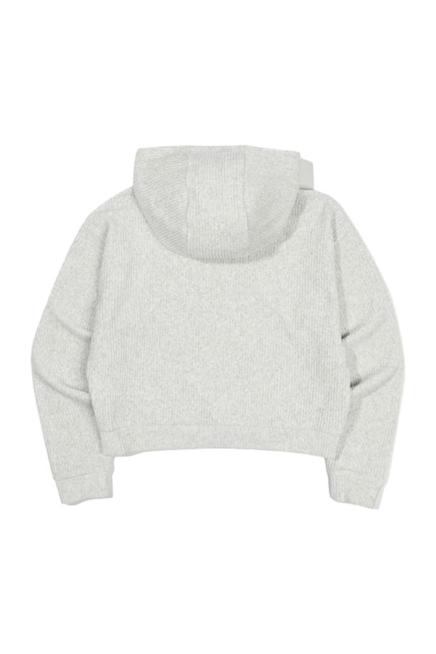 [오닐] 여성 노벨 코듀로이 후디 OWTFM8109-103는 포근한 분위기의 여성 후디입니다. 크림 컬러의 코듀로이(Corduroy) 소재에 골지 패턴으로 포인트를 주어 캐주얼하면서도 세련된 스타일을 연출합니다. 두꺼운 두께감과 부드러운 촉감, 신축성으로 편안한 착용감을 선사하며, 보온성이 뛰어나 가을, 겨울철 데일리룩으로 활용하기 좋습니다. 슬림, 스탠다드, 루즈, 오버핏 등 다양한 핏으로 연출할 수 있으며, 오닐(O'NEILL)의 OWPTS8112 제품과 세트 코디하여 더욱 완성도 있는 스타일을 완성해 보세요. 후드 디자인과 긴 소매 기장으로 따뜻함과 스타일을 동시에 잡았습니다.
