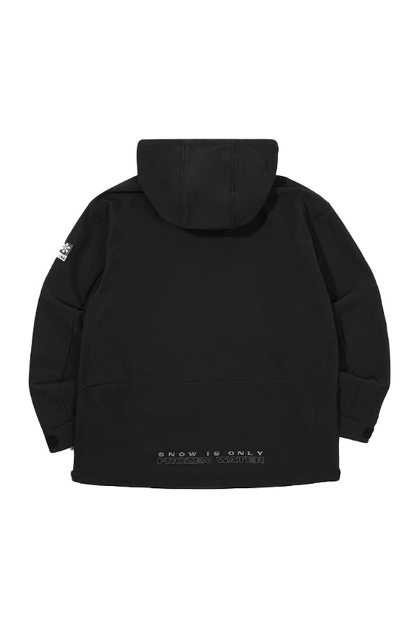 [오닐] 남성 린콘 스노우 후디 OMTFM4160-199는 겨울철 스노우 스포츠와 겨울 스포츠를 즐기기에 적합한 남성용 후디입니다. 블랙 색상에 스포티한 스타일과 로고 패턴이 특징이며, 스탠다드핏 또는 슬림핏으로 착용 가능합니다. 방수, 방풍, 보온 기능을 갖춘 두꺼운 두께감의 폴리에스터, 폴리우레탄 혼방 소재로 제작되었으며, 긴 소매와 집업 여밈 방식을 제공합니다. 내장 페이스마스크, 사이드 지퍼, 겨드랑이 통풍, 캥거루 포켓, 반사 프린트 등의 디테일이 돋보이며, 발수, 방풍, 보온, 통기 기능을 제공하여 겨울철 데일리룩, 등산룩, 여행룩 등 다양한 TPO에 활용 가능합니다.
