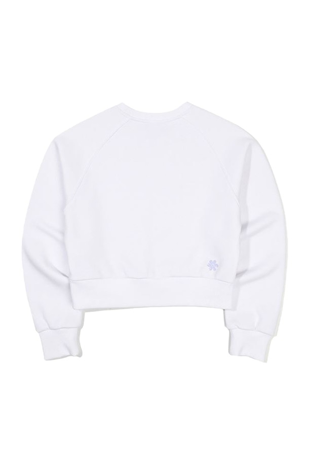 [오닐] 여성 글렌 아트월 맨투맨 OWTRM8107-101은 부드러운 촉감의 면과 폴리에스터 혼방 소재로 제작되어 가을, 겨울철 따뜻하게 입을 수 있는 여성용 맨투맨입니다. 오프화이트 컬러에 스포티하고 캐주얼한 무드를 연출하며, 루즈핏, 슬림핏, 오버핏 등 다양한 핏으로 연출 가능합니다. 라운드넥 디자인에 긴 소매 기장으로 편안함을 더하고, 안감 기모 처리와 두꺼운 두께감으로 보온성을 높였습니다. 로고 패턴으로 포인트를 주었으며, 변형 방지 처리가 되어 있어 오래도록 핏을 유지하며 세트업 스타일링도 가능합니다. 겨울철 데일리룩에 미니멀하면서도 스타일리시하게 활용하기 좋은 아이템입니다.
