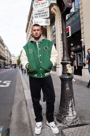 [오닐] 공용 펠톤 패딩 바시티 점퍼 OUJUM4157-804