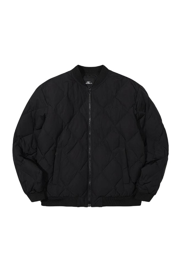 **[오닐] 24/FW 남성 윈저 덕다운 라이트 점퍼 OMDLN4101-199**

가을, 겨울 시즌에 적합한 [오닐] 남성 윈저 덕다운 라이트 점퍼입니다. 블랙 컬러에 슬림핏으로 제작되었으며, 일상 및 스포츠 활동에 활용하기 좋습니다. 퀄팅 패턴 디자인과 스타디움 칼라, 넥/소매/밑단 립 디테일, 소매 로고 디테일이 특징입니다. 덕다운 80%, 덕페더 20% 충전재, 안감 내장으로 보온성을 높였으며, 가볍게 착용 가능한 경량 패딩입니다. 캐주얼, 스포티, 미니멀 스타일을 즐기는 남성분들께 겨울 데일리룩, 산책룩, 여행룩으로 추천합니다.
