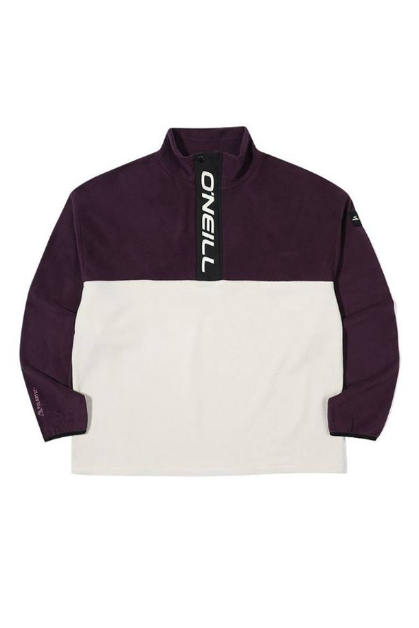 [오닐] 24F/W 남성 오리지널 폴라텍 100 플리스 OMTZNI420-420은 부드러운 촉감과 뛰어난 보온성을 제공하는 남성용 플리스입니다. 가을과 겨울철, 일상생활과 레이어드 스타일에 적합하며, 하이넥 디자인과 집업 여밈 방식으로 편안함을 더했습니다. 스포티하고 베이직한 스타일을 연출하며, 리사이클 소재를 사용하여 환경까지 생각했습니다. 항균 기능과 폴라텍 소재의 우수한 보온성으로 겨울철 데일리룩, 산책룩, 집콕룩 등 다양한 TPO에 활용하기 좋습니다. 버건디 색상의 슬림핏, 스탠다드핏, 루즈핏, 오버핏 등 다양한 핏으로 출시되어 취향에 맞게 선택할 수 있습니다.
