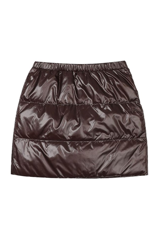 오닐 24F/W 여성 벨리 덕다운 스커트 OWPKN8105-507는 겨울철 캐주얼 및 스포티 스타일을 연출하기에 적합한 여성용 덕다운 스커트입니다. 부드러운 촉감의 립스탑 원단과 광택감 있는 소재가 특징이며, 보온성과 경량성을 갖춘 슬림핏 스트레이트 디자인입니다. 덕다운 80%, 덕페더 20% 충전재로 제작되어 따뜻함을 제공하며, 밑단 스트링 조절이 가능하여 핏을 조절할 수 있습니다. 겨울 데일리룩, 산책룩, 여행룩 등 다양한 TPO에 활용하기 좋습니다. 무지 디자인으로 미니멀한 연출이 가능합니다.
