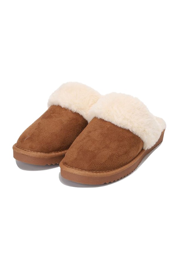 [오닐] 24/FW 여성 폼니오 슬라이더 OWSLNI428-505는 부드러운 스웨이드 소재와 따뜻한 퍼 안감으로 가을, 겨울철 포근함을 선사하는 여성 슬라이더입니다. 라운드 앞코에 오픈형 디자인, 뮬 스타일 탑라인으로 편안한 착용감을 제공하며, 집콕룩이나 산책룩에 잘 어울립니다. 플랫 굽과 무지 패턴으로 미니멀하고 클래식한 분위기를 연출하여, 캐주얼 스타일을 즐기는 여성분들께 추천합니다. 실내화나 슬리퍼로도 활용 가능한 실용적인 아이템입니다. 브라운 색상으로 다양한 의상에 매치하기 용이합니다.
