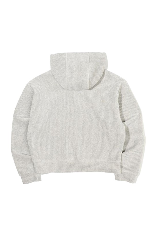 [오닐] 24/FW 여성 노벨 코듀로이 후디 OWTFN8154-188는 겨울철 일상, 집콕, 산책룩에 적합한 여성 후디입니다. 라이트 멜란지 그레이 컬러의 코듀로이 소재로 제작되었으며, 부드러운 촉감과 두꺼운 두께, 기모 안감으로 따뜻함을 선사합니다. 밀란얀 소재와 본딩 원단으로 구성되어 높은 보온성을 제공하며, 캐주얼, 스포티, 미니멀한 스타일을 연출하기 좋습니다. 스탠다드핏, 슬림핏, 루즈핏, 오버핏 등 다양한 핏으로 출시되어 폭넓은 선택이 가능합니다. OWTFN8753/OWPTN8153과 세트 구성하여 더욱 스타일리시하게 연출할 수 있습니다.
