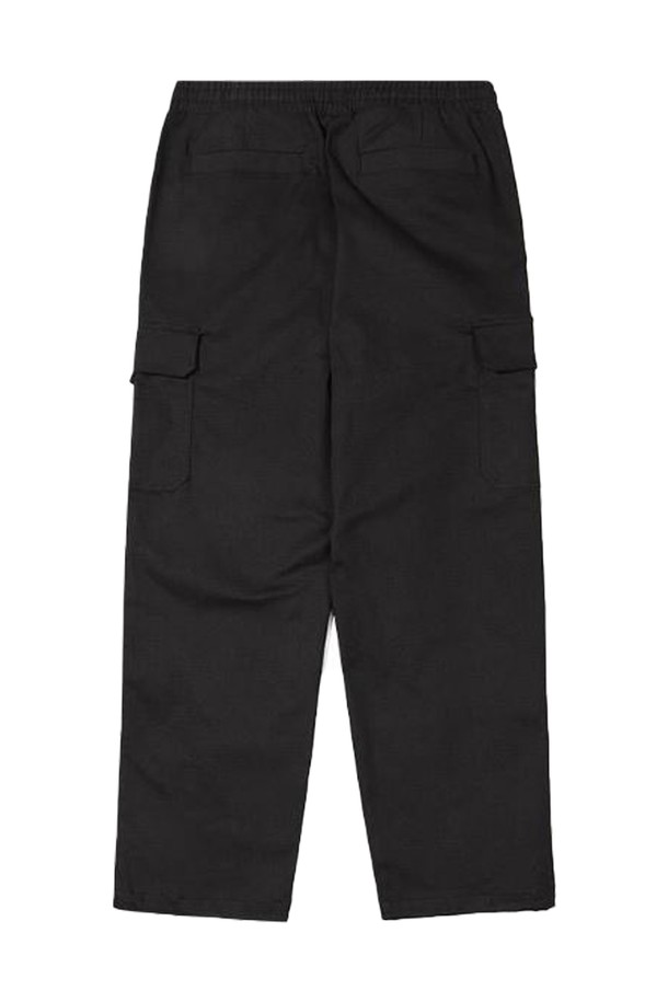 [오닐] 24/FW 남성 베리 파라슈트 팬츠 OMPTN4120-199는 캐주얼 및 스트릿 스타일을 위한 남성용 파라슈트 팬츠입니다. 가을, 겨울 시즌에 적합하며, 블랙 색상의 무지 디자인으로 일상복으로 활용하기 좋습니다. 면과 폴리우레탄 혼방의 부드러운 촉감과 신축성 있는 소재가 편안한 착용감을 제공하며, 루즈핏과 와이드 핏으로 제작되었습니다. 허리 밴딩과 카고 스타일, 사이드 포켓, 백 포켓 디테일이 특징입니다.
