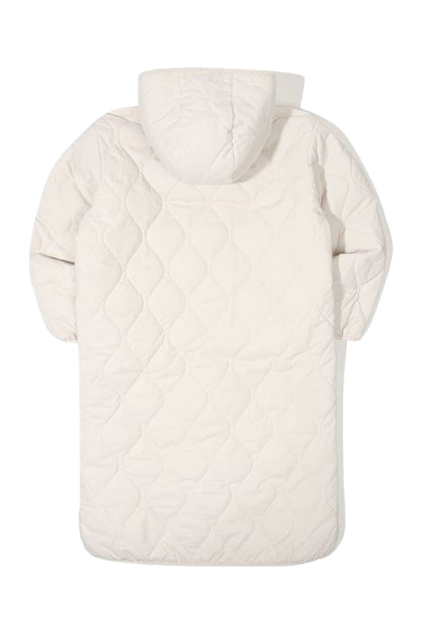 [오닐] 24/FW 여성 헬렌 여성 써모어 퀼팅 롱 후디 점퍼 OWJPN8108-508는 가을, 겨울 시즌에 따뜻하고 스타일리시하게 착용할 수 있는 여성 롱 후디 점퍼입니다. 라이트 베이지 컬러의 퀼팅 디자인에 루즈핏으로 제작되어 편안한 착용감을 선사하며, 일상, 산책, 여행 등 다양한 TPO에 활용하기 좋습니다. 써모어 3.4oz 충전재와 후드 안감 더블 플리스, 코듀로이 원단 믹스로 보온성을 높였으며, 지퍼 여밈 방식과 긴 소매, 롱 기장으로 디자인되었습니다. 캐주얼, 스포티, 미니멀 스타일을 연출하기에 적합한 겨울철 데일리 아우터입니다.
