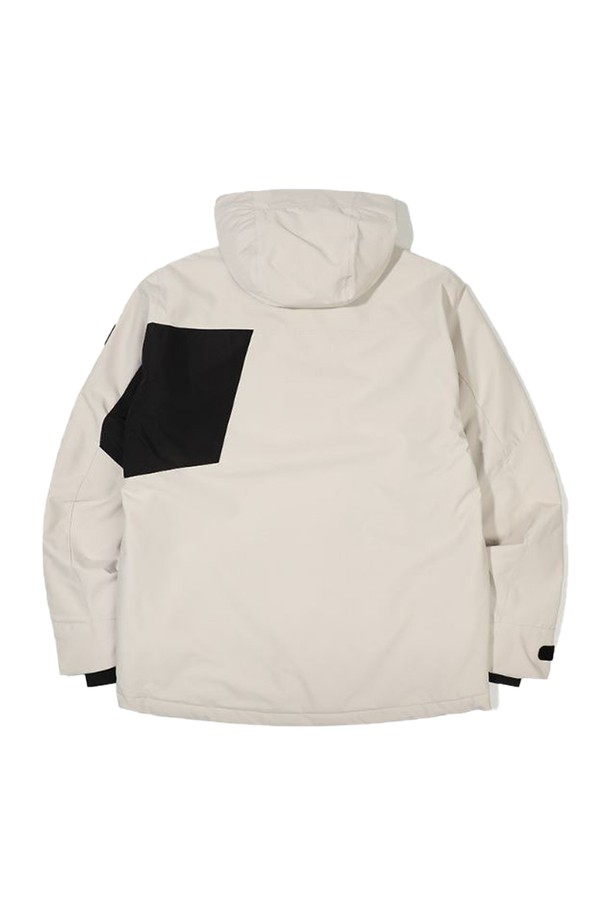 [오닐] 24/FW 남성 해머 블록 스노우 재킷 OMJUNI424-816는 겨울철 스노우 스포츠를 위한 남성용 스노우보드 재킷입니다. 방수, 방풍 기능을 갖춘 두꺼운 나일론 소재로 제작되어 보온성을 제공하며, 스포티한 스타일과 블록 패턴 디자인이 특징입니다. 레귤러핏으로 편안하게 착용 가능하며, 집업 방식으로 간편하게 입고 벗을 수 있습니다. 여행, 휴가, 캠핑 등 다양한 TPO에 활용 가능하며, 고프코어 및 캐주얼 스타일 연출에도 용이합니다. 긴 소매 기장의 레귤러 기장으로 활동성을 높였습니다.
