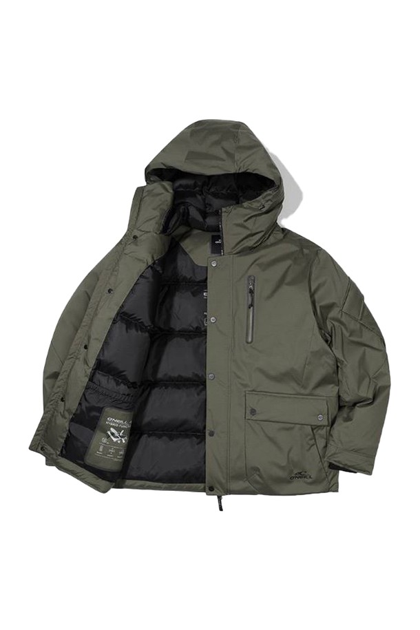 오닐 24/FW 남성 엔트란트 2.5L 덕다운 헤비 후디 점퍼 OMDHN4109-816은 아웃도어 활동과 일상생활 모두에 적합한 남성용 덕다운 점퍼입니다. 가을, 겨울 시즌을 위한 두꺼운 두께감과 보온 기능을 갖춰 추운 날씨에도 따뜻하게 착용할 수 있습니다. 방수 기능과 엔트란트 2.5L 기술을 적용하여 갑작스러운 눈이나 비에도 쾌적함을 유지합니다. 스포티한 스타일의 레귤러핏 디자인으로, 여행, 캠핑, 등산 등 다양한 TPO에 활용 가능합니다. 카키 컬러의 무지 패턴으로 어떤 스타일에도 쉽게 매치할 수 있는 캐주얼하고 고프코어적인 매력을 선사합니다.
