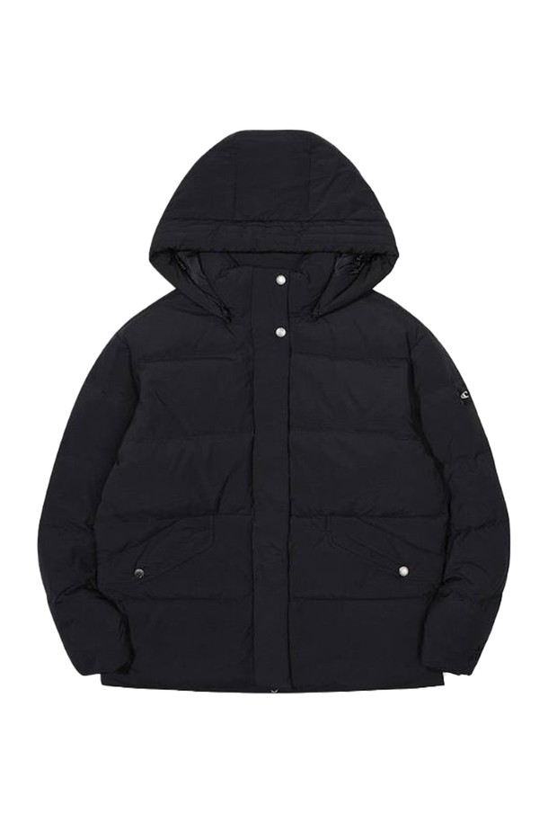 [오닐] 25/FW 여성 세르 덕다운 후디 점퍼 OWDMO8107-199는 일상 및 스포츠 활동에 적합한 여성용 덕다운 점퍼입니다. 가을, 겨울 계절에 어울리는 두꺼운 두께감과 부드러운 촉감이 특징이며, 보온 및 방풍 기능으로 추운 날씨에도 따뜻하게 착용할 수 있습니다. 후드 디자인과 집업 여밈 방식, 레귤러 핏으로 캐주얼, 스포티, 미니멀 스타일을 연출하기 좋습니다. 블랙 컬러의 무지 패턴으로 다양한 출근룩과 여행룩에 매치하기 용이합니다. 긴 소매 기장의 레귤러핏 후디 점퍼로, 세련된 디자인과 편안한 착용감을 동시에 경험할 수 있습니다.
