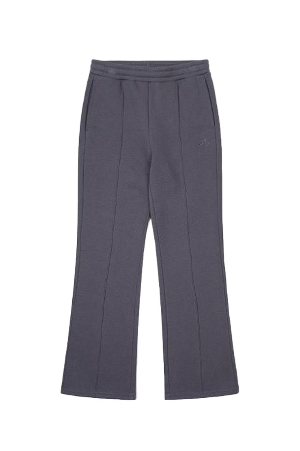 [오닐] 25F/W 여성 비아 스탠다드 팬츠 OWPTO8152-916는 가을과 겨울에 착용하기 좋은 여성용 스탠다드 핏 긴바지입니다. 일상과 스포츠 활동 모두에 적합하며, 미니멀하고 스포티한 스타일을 연출합니다. 무지 디자인의 그레이 컬러로, 다양한 상의와 손쉽게 매치할 수 있습니다. 허리 밴딩 처리로 편안한 착용감을 제공하며, 25F/W 시즌 제품입니다. 출근룩으로도 활용하기 좋은 실용적인 아이템입니다.
