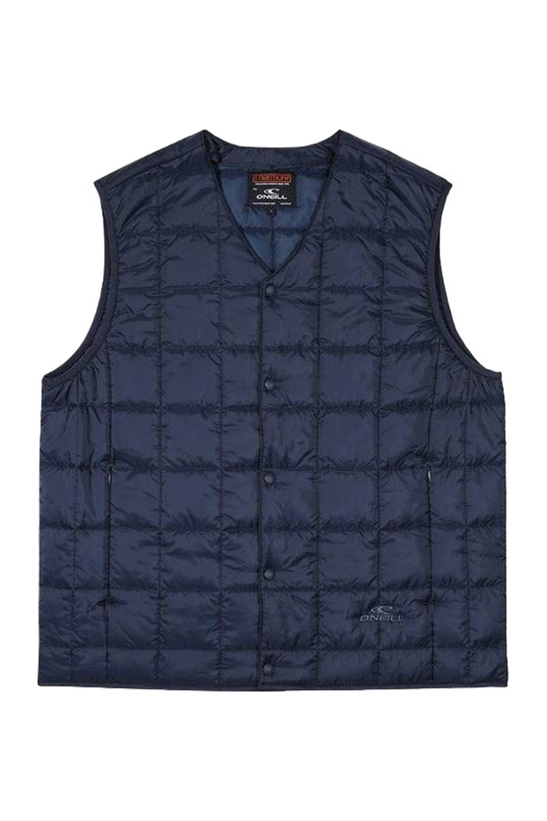 [오닐] 25/FW 남성 카펠 써모어 퀼팅 베스트 OMVPO4101-925는 가을, 겨울 시즌에 착용하기 좋은 남성용 퀼팅 베스트입니다. 다크 네이비 컬러의 슬림핏 디자인으로 캐주얼, 스포티, 미니멀 스타일을 연출하기 좋습니다. 써모어 충전재와 립조직 촉감으로 따뜻함과 편안함을 제공하며, 민소매 디자인으로 활동성을 높였습니다. 출근룩, 여행룩 등 다양한 TPO에 활용할 수 있으며, 광택감 있는 표면이 돋보입니다. 폴리에스터 소재를 사용하여 관리 또한 용이합니다.
