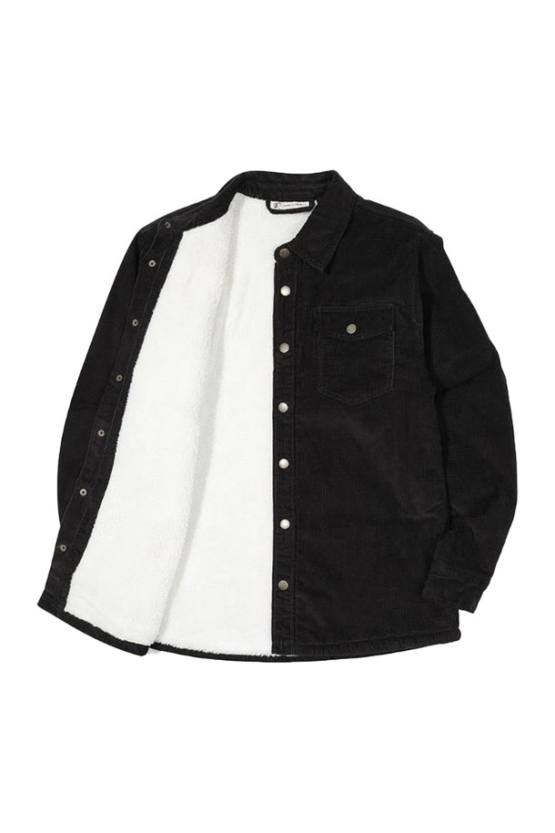 [오닐] 25/FW 남성 O'RIGINALS(오리지널스) 코듀로이 기모 안감 오버셔츠 OMTYOI322-199는 가을, 겨울 시즌 남성들을 위한 아우터입니다. 부드러운 촉감의 코듀로이 소재에 기모 안감을 더해 보온성을 높였으며, 캐주얼 및 스포티 스타일 연출에 용이합니다. 무지 디자인과 오버핏으로 미니멀한 스타일을 추구하는 남성에게 적합하며, 스냅 버튼 여밈 방식으로 편안하게 착용할 수 있습니다. O'RIGINALS(오리지널스) 시리즈로 출시되어, 일상에서 스타일리시하게 활용하기 좋습니다.
