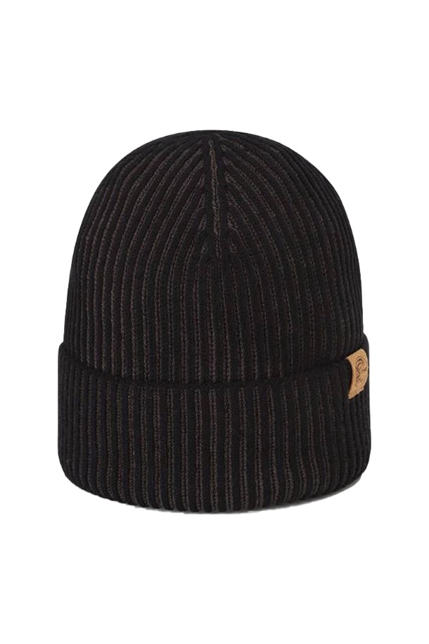 [오닐] 25/FW 공용 O'RIGINALS (오리지널스) 비니 OUACOI313-199는 가을, 겨울철에 착용하기 좋은 모자입니다. 부드러운 니트 소재로 제작되어 편안한 착용감을 제공하며, 일상용으로 적합합니다. 블랙 컬러에 골지 패턴으로 디자인되어 캐주얼, 미니멀, 클래식 스타일 모두 소화 가능합니다. 두꺼운 두께감과 립 조직 마감으로 보온성을 높였으며, 로고 장식이 포인트로 더해졌습니다. 일반적인 깊이로 제작되어 누구나 부담 없이 착용할 수 있습니다.
