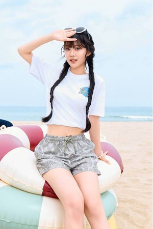 [오닐] 25/SS 여성 서피비치 반팔 티셔츠 OWTRO6177-101