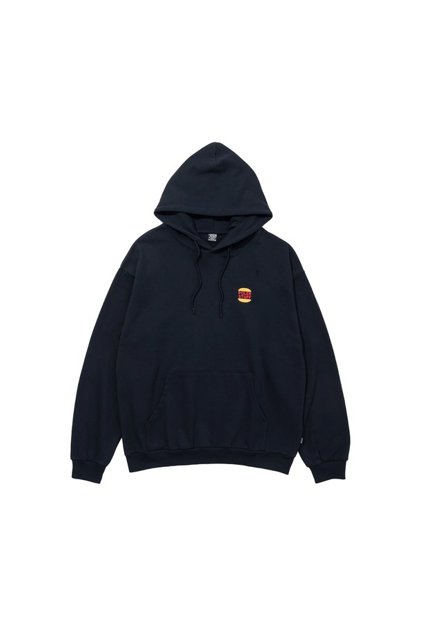 네이비 컬러의 스팀드 햄스 후드입니다. 부드러운 면 소재로 제작되어 편안한 착용감을 선사하며, 오버핏 디자인으로 트렌디한 스타일을 연출합니다. 무지 디자인에 로고 디테일이 더해져 캐주얼하면서도 스트릿한 무드를 자아냅니다. 봄, 가을, 겨울 시즌에 활용하기 좋으며, 두꺼운 두께감으로 보온성을 높였습니다. 일상에서 편안하게 즐겨 입을 수 있는 활용도 높은 아이템입니다.
