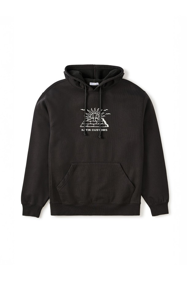 캘리포니아 스트리트 아트에서 영감을 받은 '피크 후드티 - 블랙 워시'입니다. 부드러운 면과 폴리에스테르 혼방 소재로 제작되어 편안한 착용감을 선사합니다. 빈티지 워싱 가공으로 자연스러운 멋을 더했으며, 릴랙스 핏으로 캐주얼하고 스트릿한 스타일을 연출합니다. 후드 디자인과 긴 소매로 사계절 내내 레이어드 스타일링이 용이하며, 일상 및 캐주얼 룩에 활용하기 좋습니다. 블랙 컬러에 로고 프린팅 디테일로 포인트를 더했습니다.
