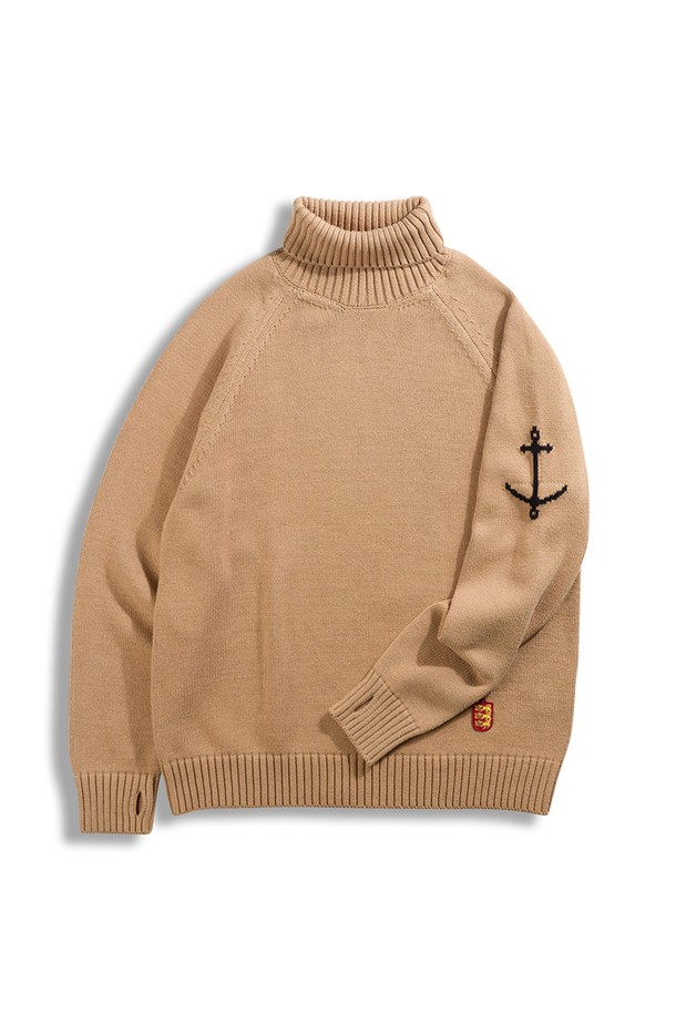 헤비 코튼 소재의 카멜 컬러 터틀넥 스웨터입니다. 넉넉한 두께감과 부드러운 촉감으로 가을, 겨울철 따뜻하게 착용하기 좋습니다. 베이직하고 캐주얼한 스타일로 다양한 룩에 활용하기 좋으며, 레귤러 핏으로 편안함을 더했습니다. 긴 소매 기장의 무지 디자인으로 미니멀하면서도 클래식한 분위기를 연출합니다. 데일리룩으로 활용하기 좋은 실용적인 아이템입니다.
