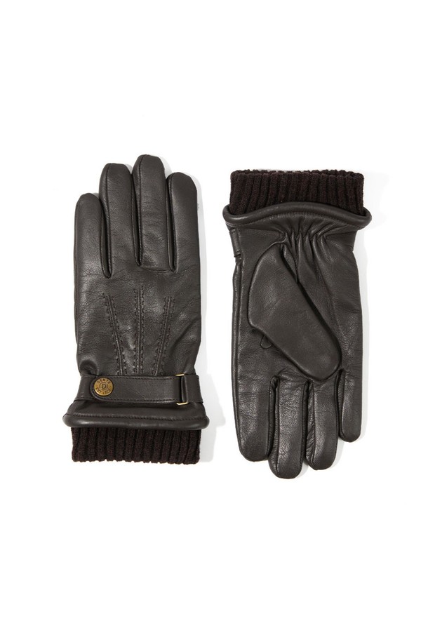 헨리 터치스크린 남성 가죽 장갑 - 브라운은 겨울철 따뜻함과 스타일을 모두 갖춘 남성용 장갑입니다. 부드러운 가죽 소재로 제작되어 고급스러운 착용감을 선사하며, 손목 부분은 니트 커프스로 마감되어 보온성을 높였습니다. 터치스크린 기능을 지원하여 장갑을 착용한 채로 스마트 기기를 편리하게 사용할 수 있습니다. 클래식, 미니멀, 캐주얼 스타일 모두 소화 가능한 디자인으로, 일상복에 포인트를 더해줍니다. 헨리 스타일의 세련된 디자인과 브라운 컬러가 어우러져 어떤 옷차림에도 잘 어울립니다.
