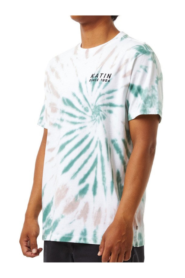 틸, 핑크, 화이트 색상으로 제공되는 GOLDEN GUY 반팔 티셔츠는 남성용 캐주얼 스타일의 상의입니다. 면 소재로 제작되었으며, 타이다이 패턴과 위트있는 그래픽 프린팅이 돋보이는 디자인이 특징입니다. 스탠다드 핏의 라운드넥, 반소매 디자인으로 봄, 여름철 일상복으로 편안하게 착용하기 좋습니다.
