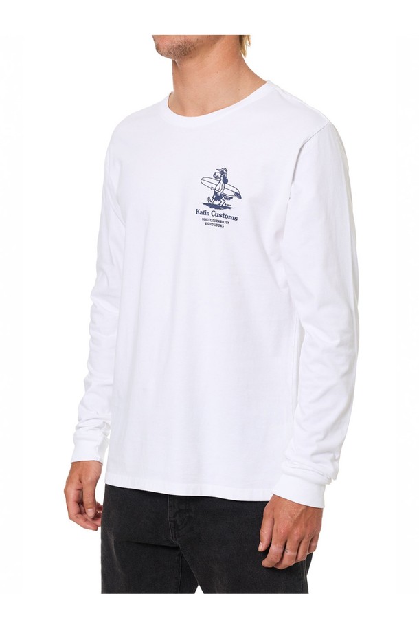 부드러운 촉감의 오가닉 코튼 100% 소재로 제작된 루(Lou) 긴팔 티셔츠 - 화이트입니다. 릴랙스핏으로 편안하게 착용 가능하며, 캐주얼, 스트릿 스타일을 연출하기 좋습니다. 귀여운 강아지 그래픽 디자인이 포인트이며, 일반 티셔츠보다 2-3cm 긴 기장으로 제작되어 트렌디한 룩을 연출합니다. 서핑, 일상생활, 동네 마실룩, 여행룩 등 다양한 TPO에 활용할 수 있으며, 래쉬가드 위에 레이어링하여 개성 있는 스타일을 완성할 수 있습니다.
