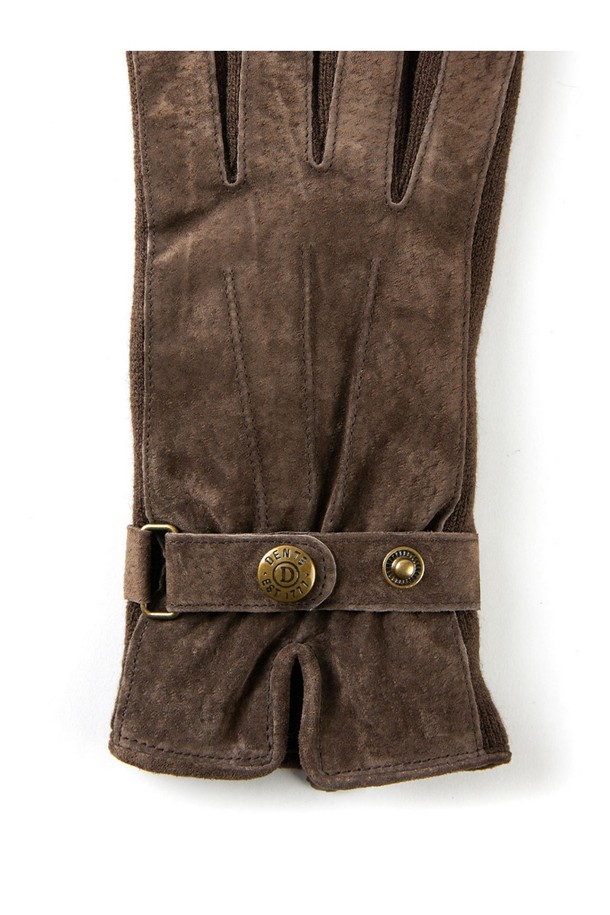 부드러운 스웨이드 소재와 모카 컬러가 돋보이는 로라 여성 장갑입니다. 가을, 겨울 시즌 따뜻하게 손을 보호해주는 데일리 아이템으로, 클래식하고 미니멀한 스타일을 연출하기 좋습니다. 손목 스트랩 디테일이 있으며, 촉감이 부드러워 편안하게 착용할 수 있습니다. 무지 디자인으로 어떤 옷차림에도 잘 어울리며, 일상생활에서 활용하기 좋은 장갑입니다.
