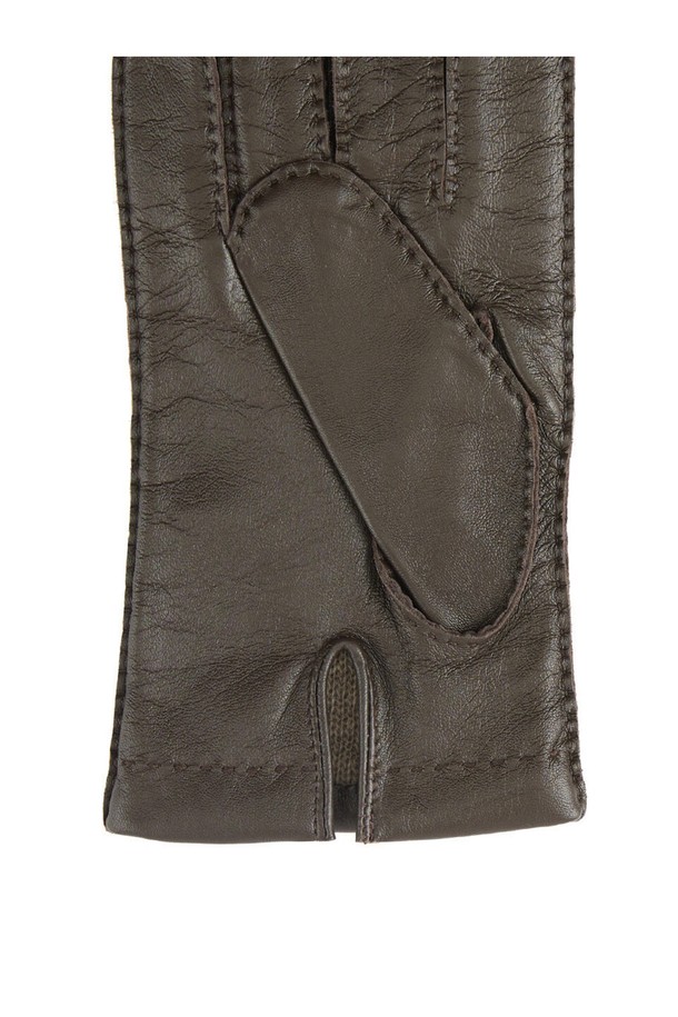 샤프츠베리(Shaftesbury) 터치스크린 남성 가죽 장갑 - 브라운은 부드러운 소가죽 소재로 제작되어 가을과 겨울, 출근룩에 멋을 더하는 남성용 장갑입니다. 무지 디자인에 브라운 컬러로 클래식하고 미니멀한 스타일을 연출합니다. 터치스크린 기능을 갖춰 스마트 기기 사용이 편리하며, 부드러운 촉감으로 편안한 착용감을 제공합니다. 세련된 디자인으로 어떤 옷차림에도 잘 어울리며, 당신의 스타일을 한층 더 고급스럽게 만들어 줍니다.
