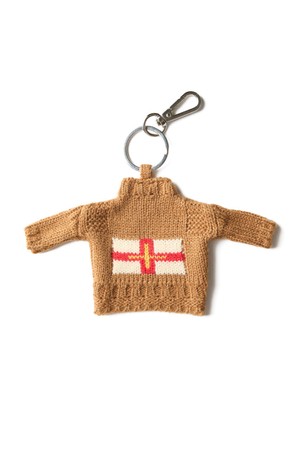 건지 더블크로스 스웨터 키링 - 카멜