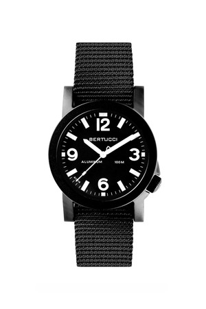 A-6A 탐험가 필드워치 16500