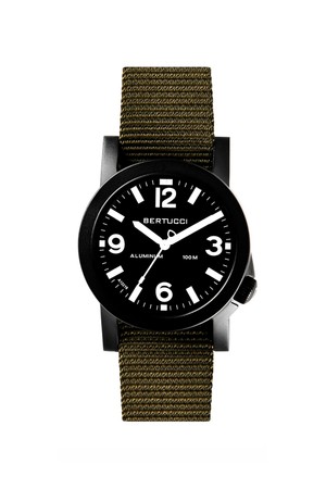 A-6A 탐험가 필드워치 16501