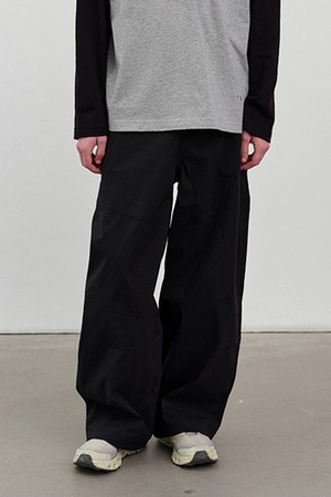 에어로쉘 와이드 팬츠 Black