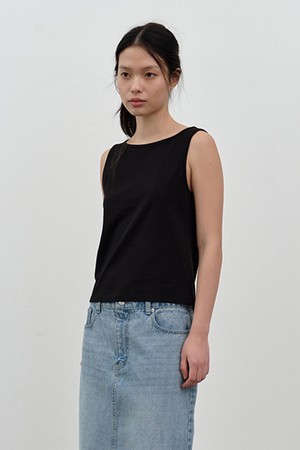 W 모달 보트넥 슬리브리스 탑 Black
