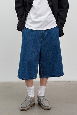 에센셜 데님 버뮤다 팬츠 Middle Blue