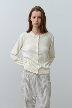 W 라운드 넥 가디건 Cream