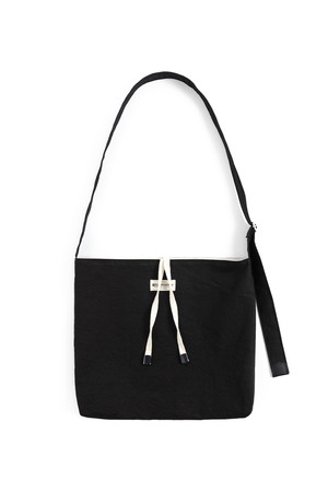 COTTON CRINKIE CROSS BAG (black)