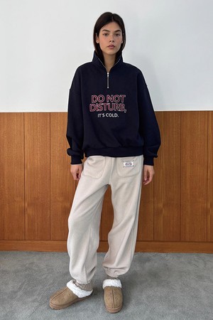 Red Stitch Pocket Pants - Beige_BEIGE-a