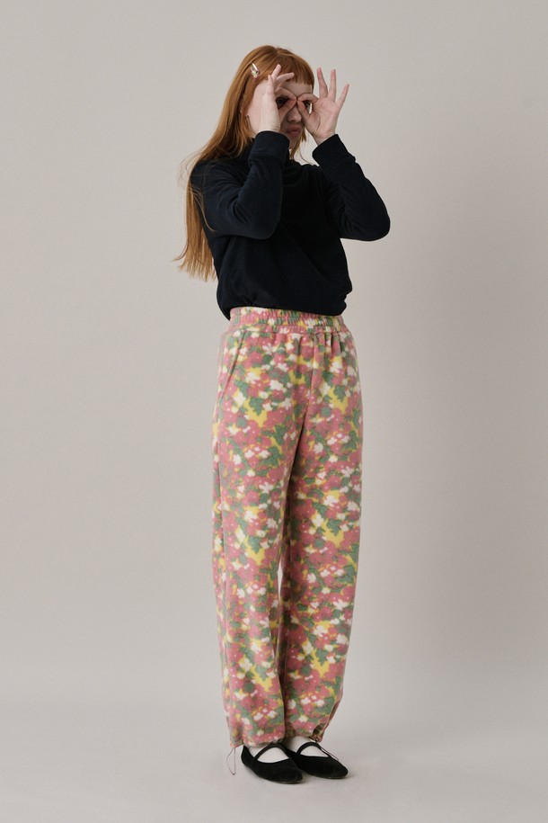 JUNEJUNE SPACE - 롱/미디팬츠 - Flower Fleece Jogger Pants_Pink