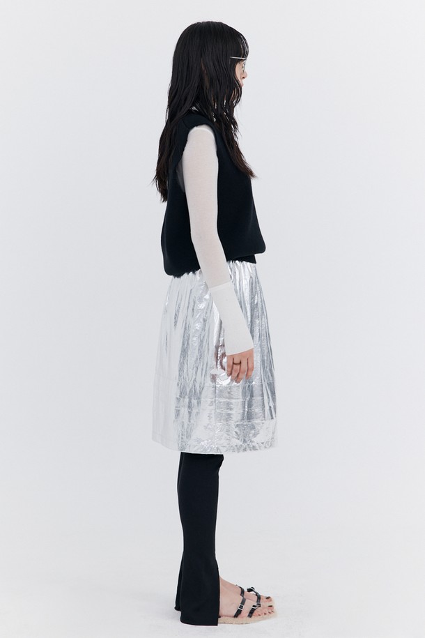 WNDERKAMMER - 미디스커트 - Raw-cut Tuck Skirt_Silver